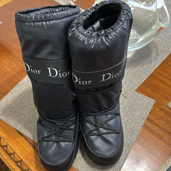 New Dior Snow boots. - Picture 7 of 8